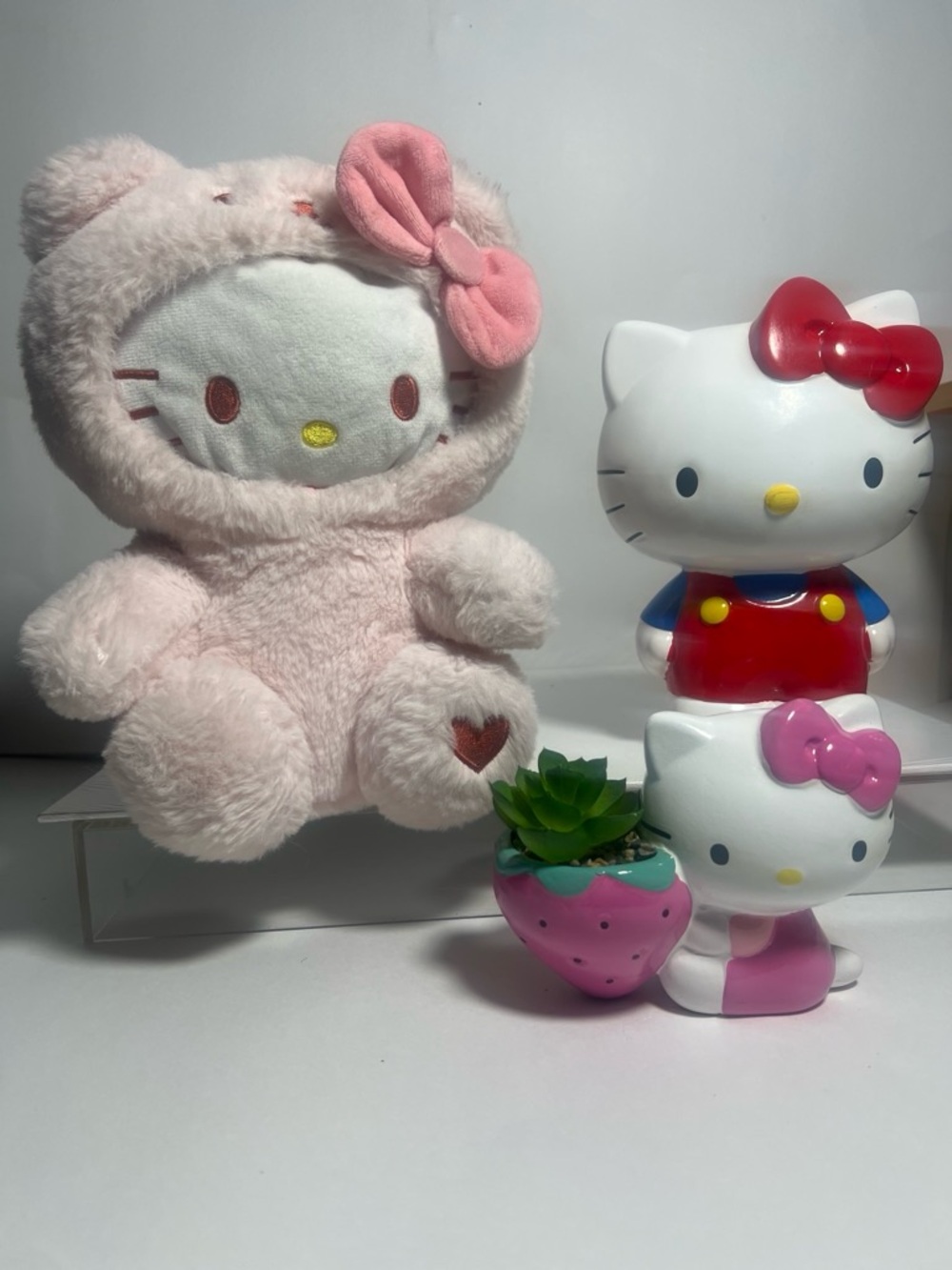 Sanrio Hello Kitty Room Decor Bundle - Plush Bag, Ceramic Bank & Succulent Plant